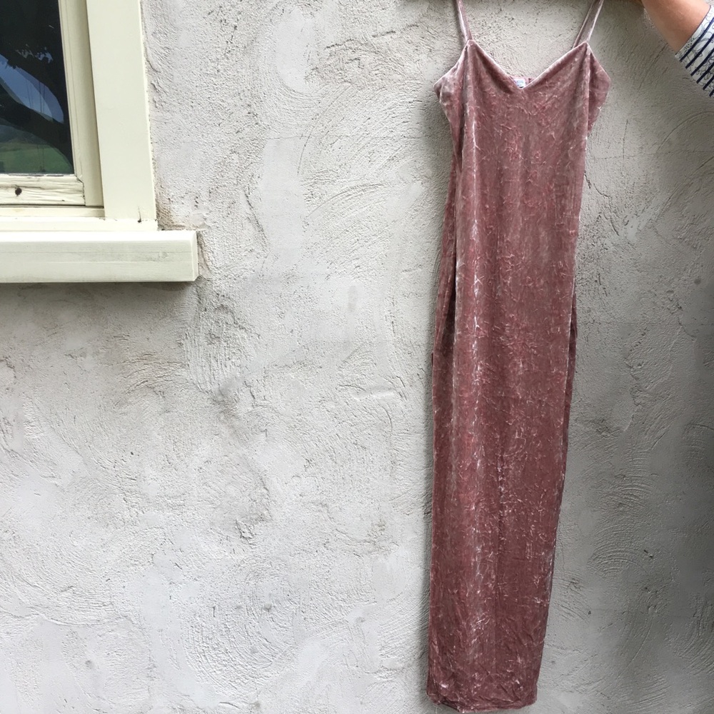 Fashion nova crushed velvet pink slit dress